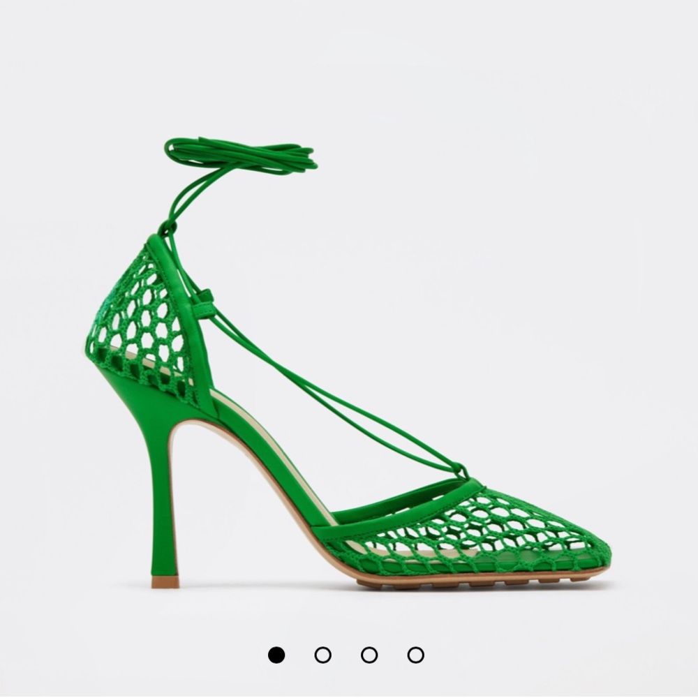 Bottega Veneta Stretch net heels